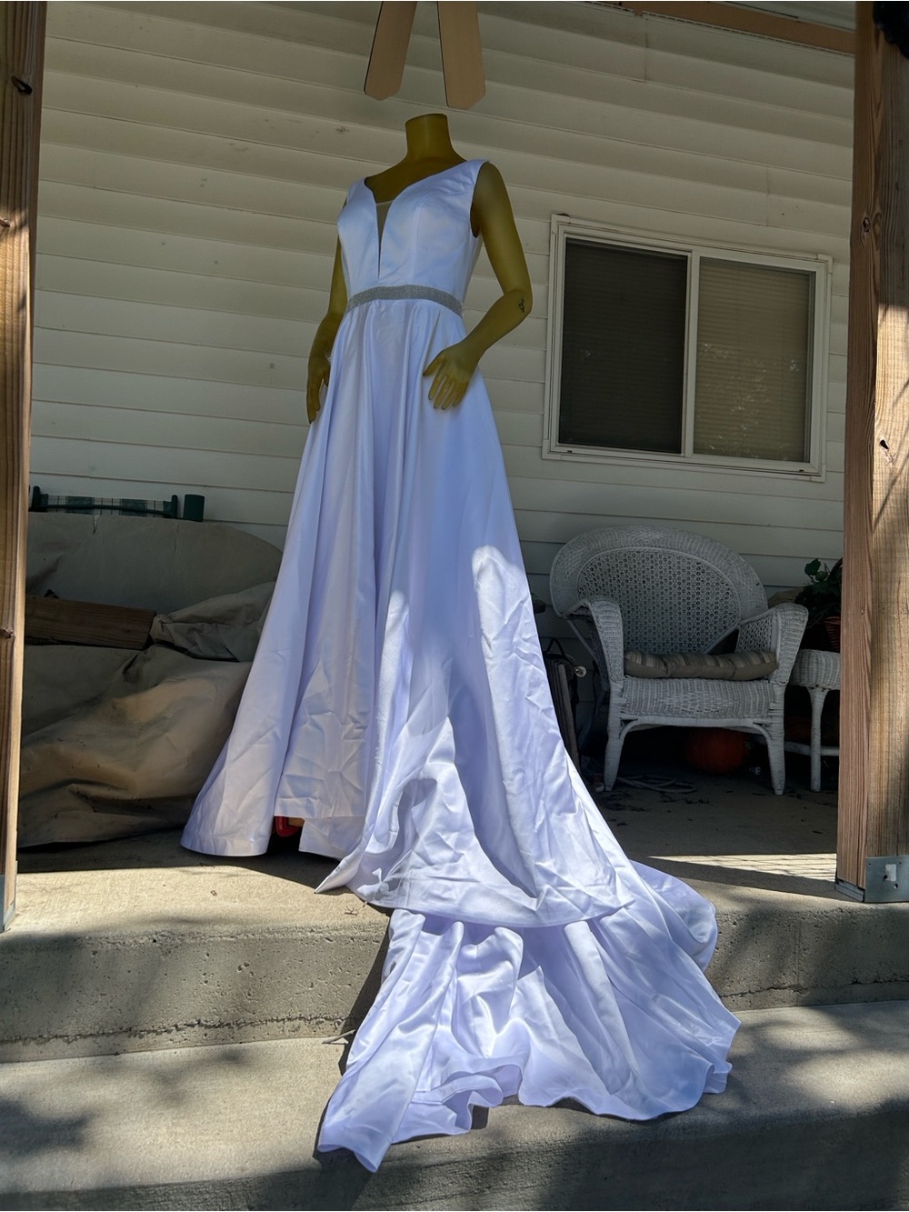 Elegant White Satin A-Line Dress with Plunging V-Neck